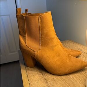 Women's Tan Ankle Boots size 11